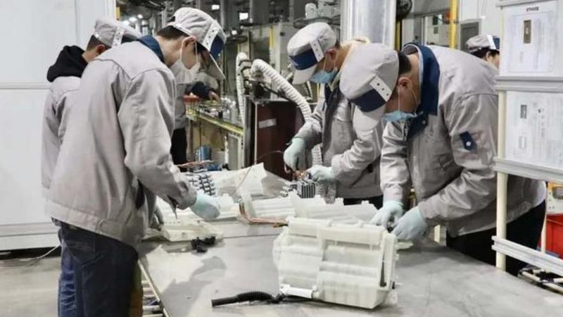 以下是一些在行业内具有较高知名度和良好口碑的齿轮箱品牌：